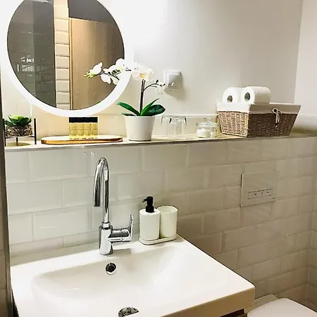 Elizabeth Garden * Κεσκεμέτ